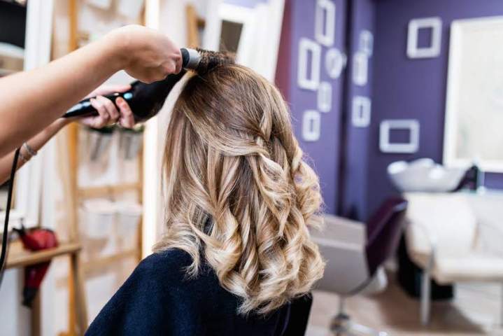 Salon de coiffure, Artigues-près-Bordeaux